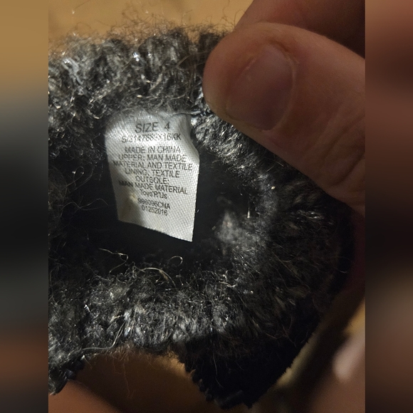 NWOT Toddler 4 boots - Picture 4 of 4